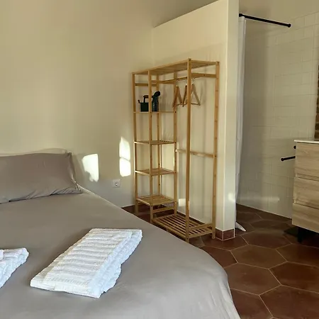 Quinta Dos Avos Guest house